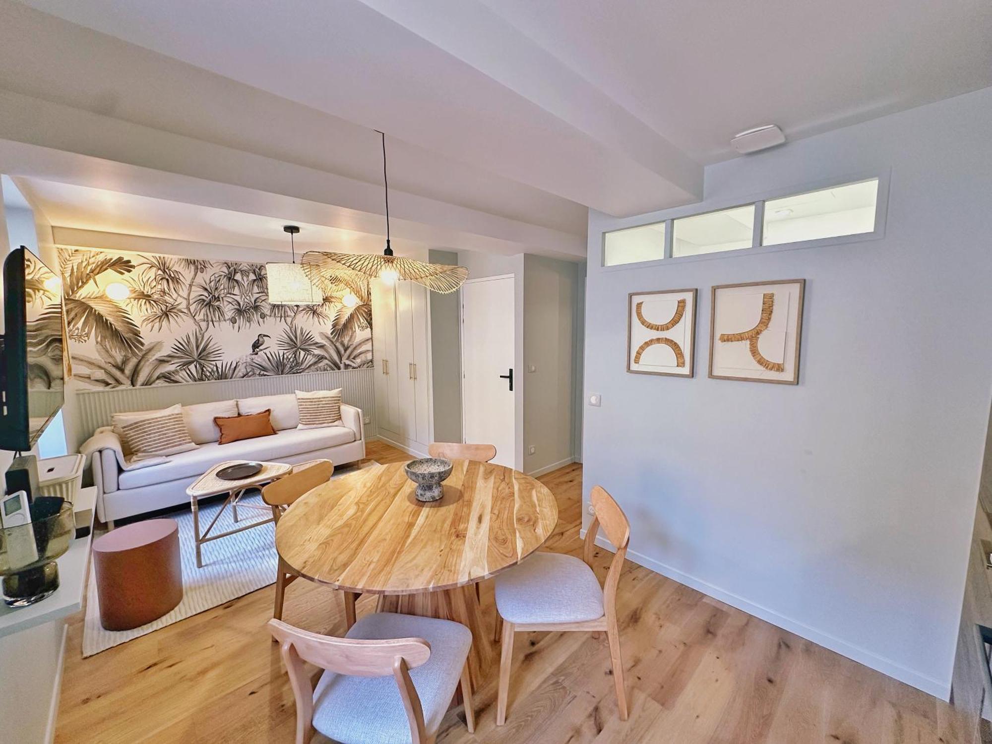 La Maison Cavet 5 Appartements De Standing Au Coeur Du Village Sanary-sur-Mer Exterior photo
