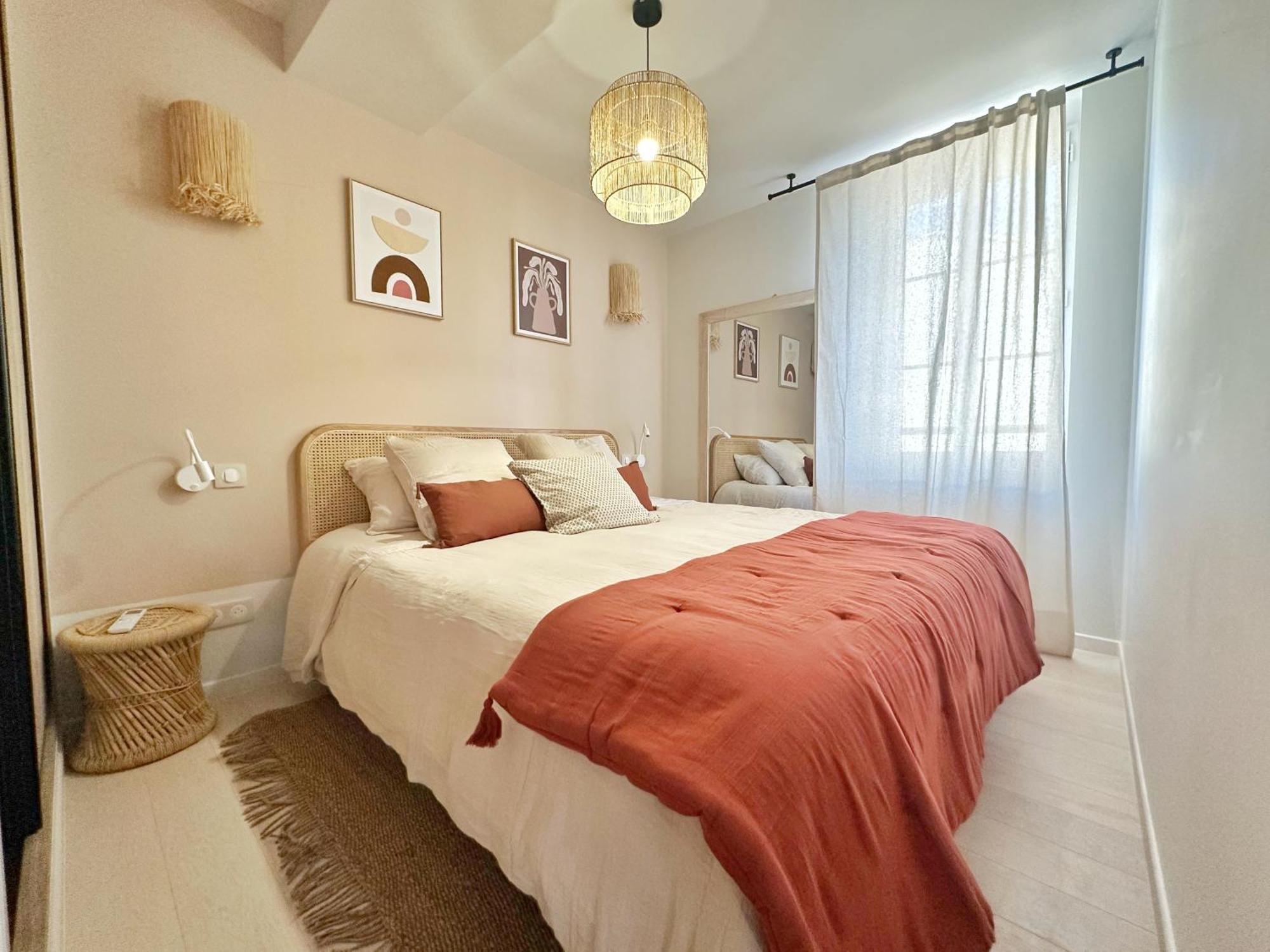 La Maison Cavet 5 Appartements De Standing Au Coeur Du Village Sanary-sur-Mer Exterior photo